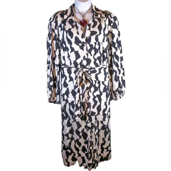 Ava & Viv Button Up Dress - Picture 6 of 6